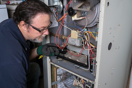Furnace Repair or Replacement? A Lethbridge Homeowner’s Decision Guide